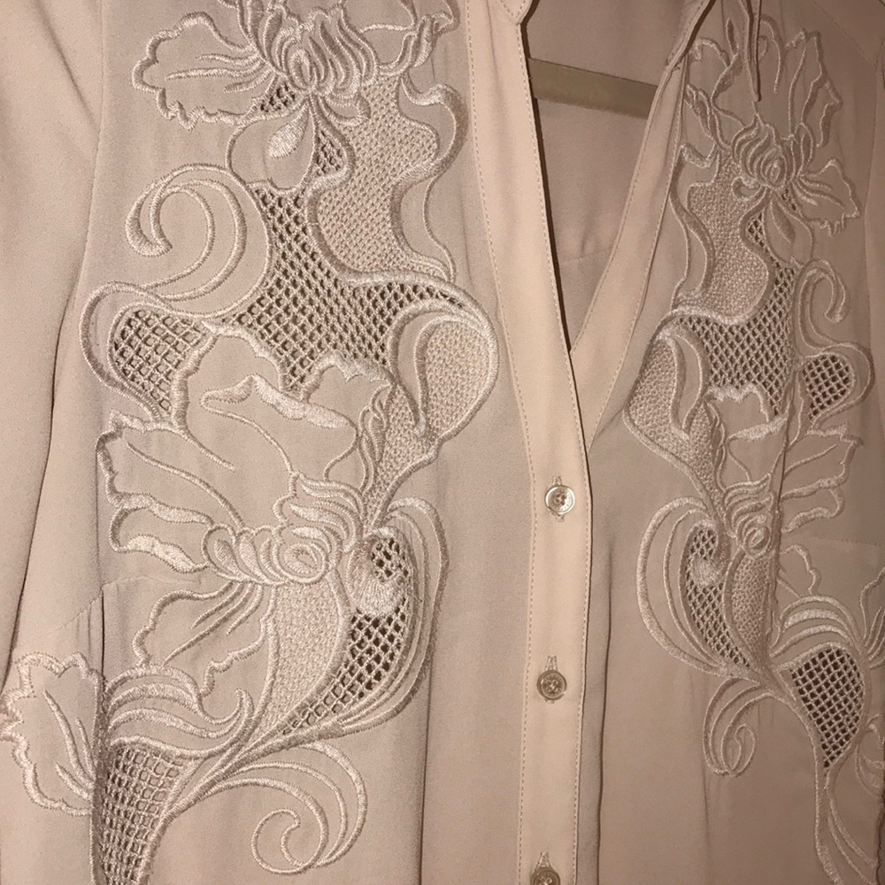 Express Blouse - Picture 2 of 3